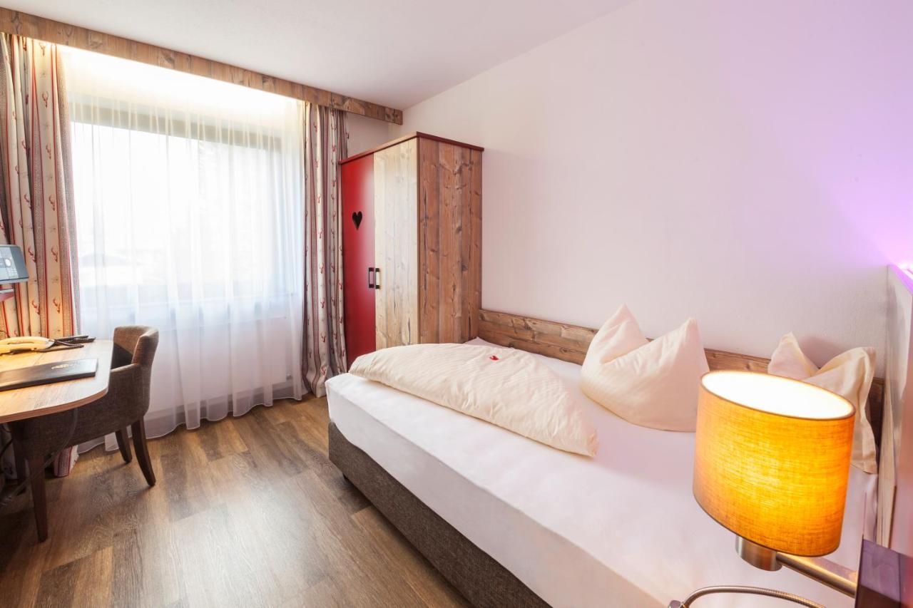 Raffl'S Hotel Leutasch Bilik gambar